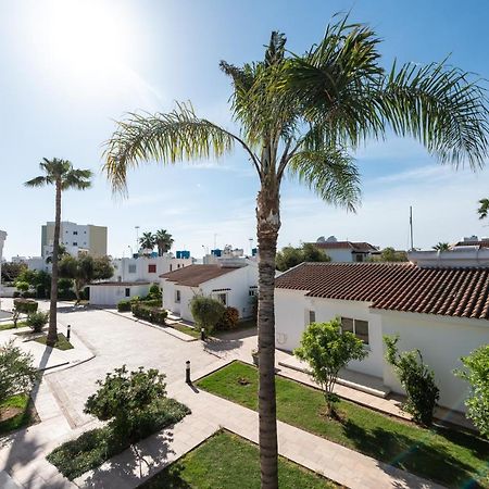 Fig Tree Z Holiday Resort Paralímni Extérieur photo