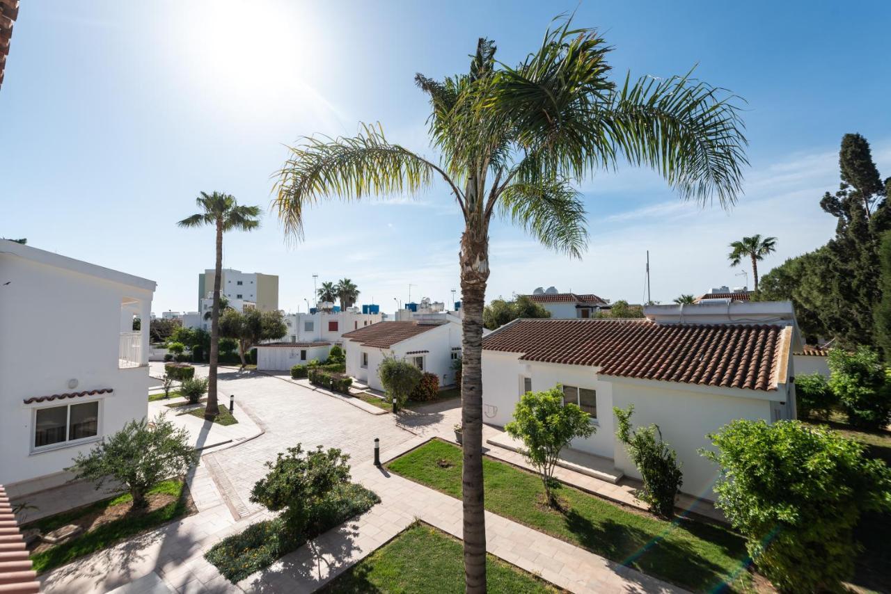 Fig Tree Z Holiday Resort Paralímni Extérieur photo