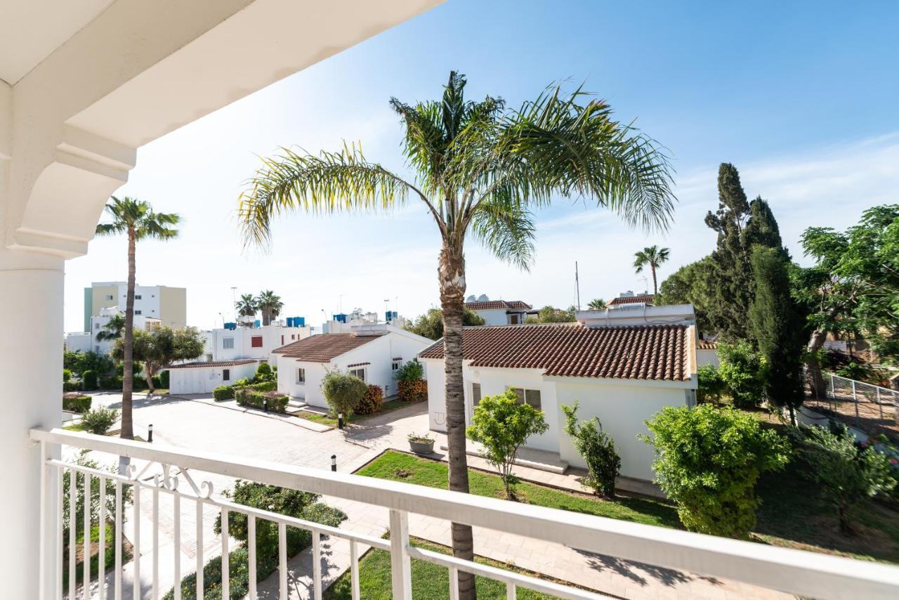 Fig Tree Z Holiday Resort Paralímni Extérieur photo