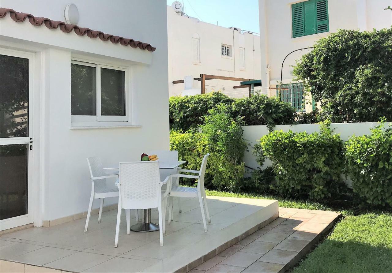 Fig Tree Z Holiday Resort Paralímni Extérieur photo